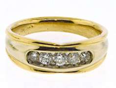 Gents apx .50ctw Diamond Yellow Gold Ring