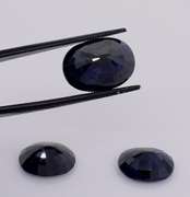 Delightful Set of Three Oval-Cut Sapphires, 22.56CTW
