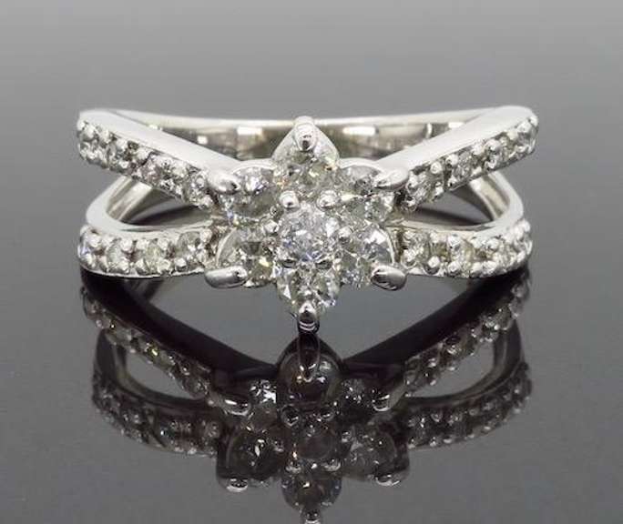 14K White Gold Floral Diamond Ring