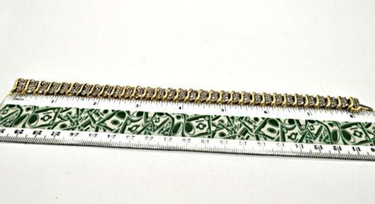 LADIES DIAMOND BRACELET, 5.00 CARAT TOTAL WEIGHT.