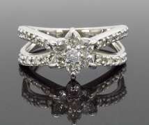 14K White Gold Floral Diamond Ring
