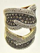LADIES 14K GOLD WITH WHITE AND CHOCOLATE DIAMONDS.