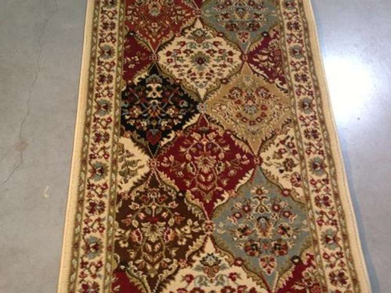 Timeless Classic Design Premium 8 Ft Runner