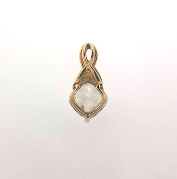 Elegant 14kt Gemstone Pendant