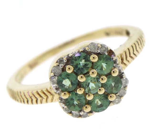 Glittering 10kt YG Green Topaz Cluster & Diamond Accent Ring
