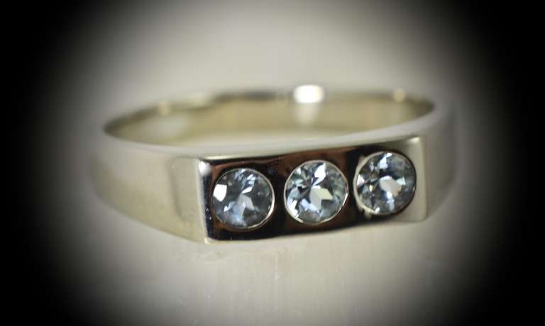 Wonderfully Simplistic Man's Aquamarine Ring