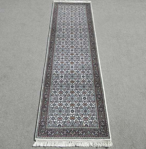 Handmade Indo Bijar Design 2.8x9.10