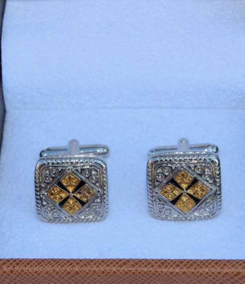 Handsome Pair Jeweled Style Cufflinks By Carelli