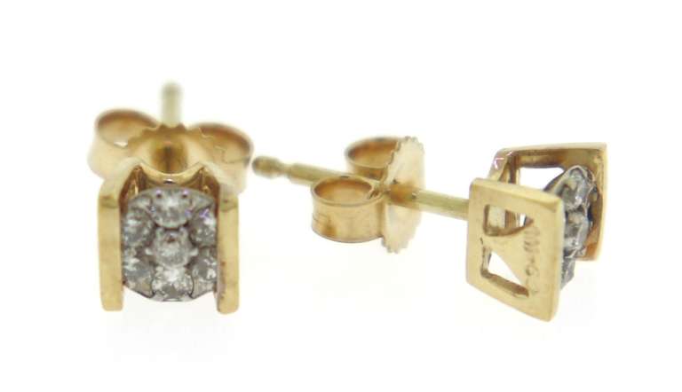 Simple Yellow Gold Diamond Cluster Stud Earrings