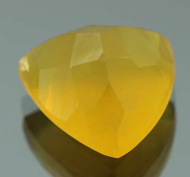 Glistening 11.59ct natural golden Fire Opal