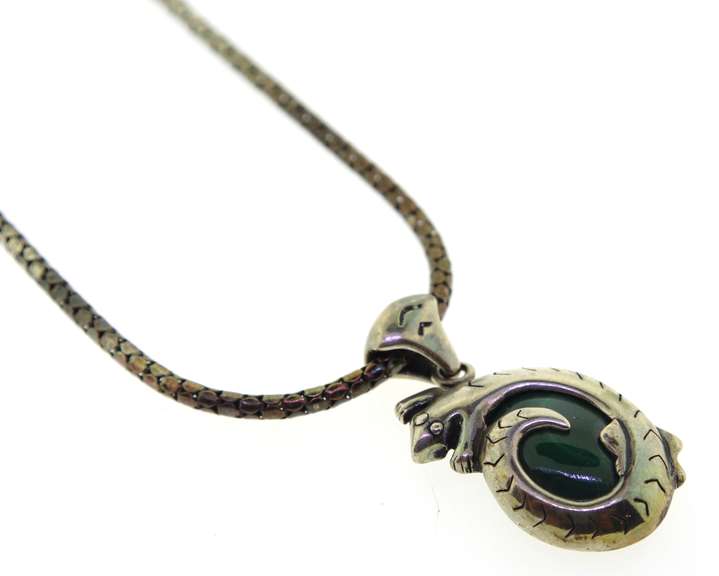 Vintage 925 sterling silver lizard wrap around malachite pendant with beautiful signed Italian chain