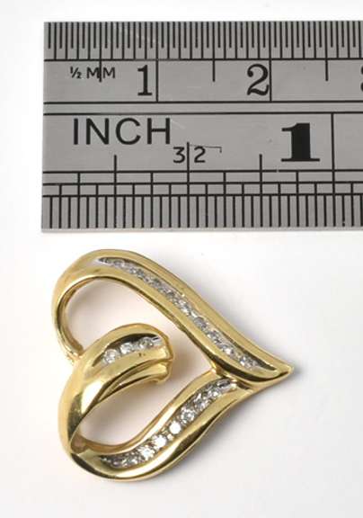 Sparkly Diamond Heart Pendant
