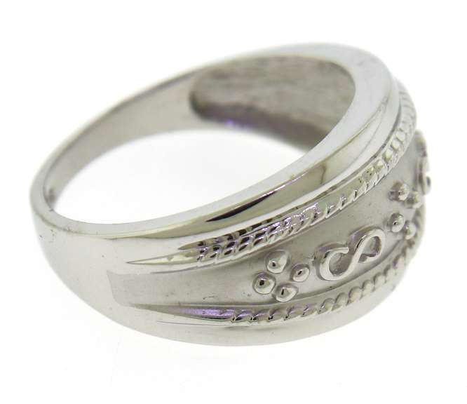 Handsome White Gold Etruscan Style Band