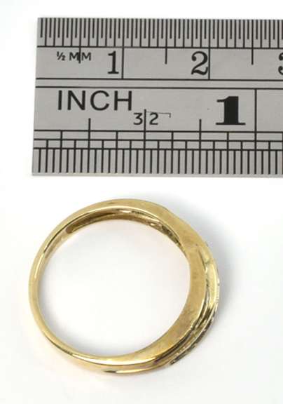 Stylish Triple Diamond Band