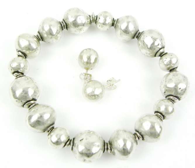 Silpada Hammered Bead Bracelet & Earrings