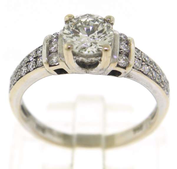 Brilliant 18kt 1.25cts Diamond Engagement Ring