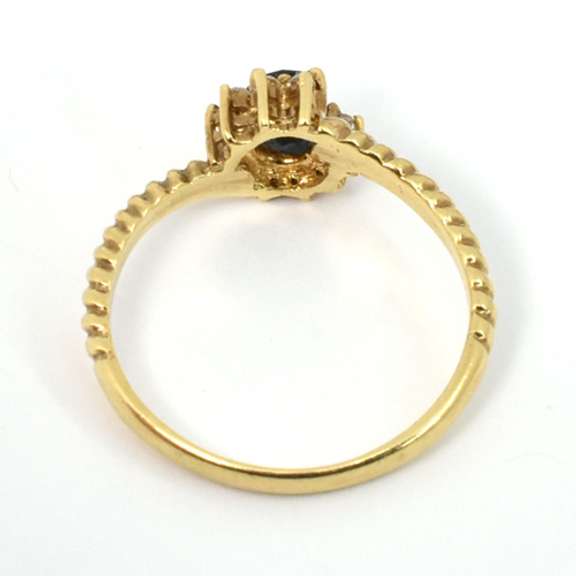 Cute Sapphire and Diamond Ring