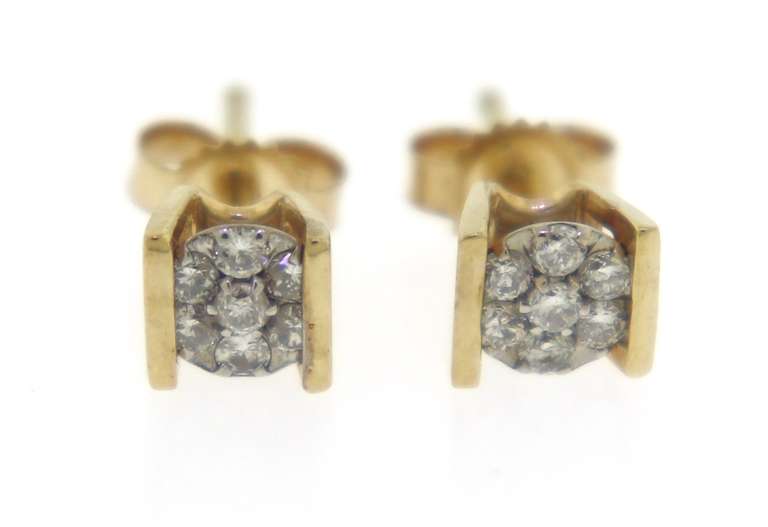 Simple Yellow Gold Diamond Cluster Stud Earrings