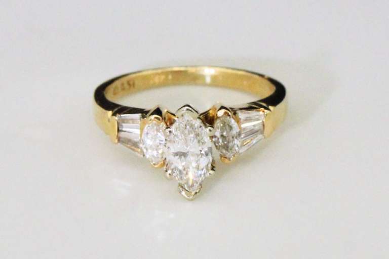 Flashy Diamond Ring in 14k
