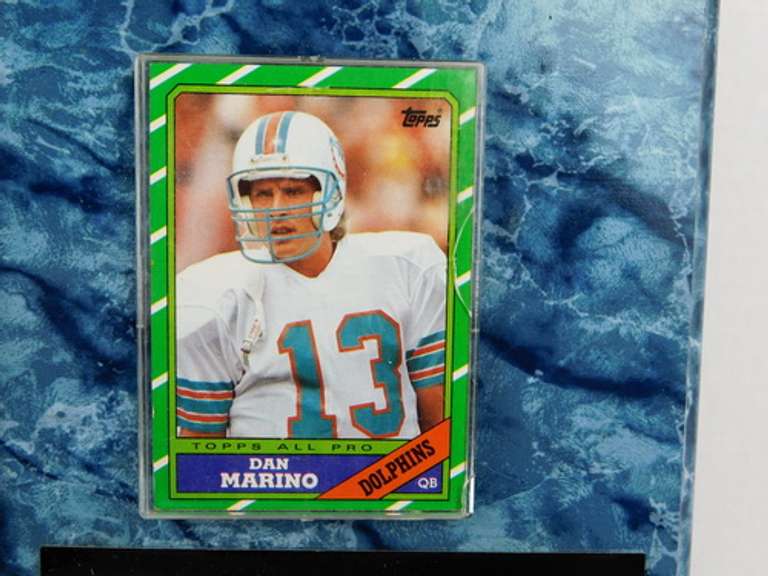 Signed Dan Marino Mounted Photo & Football Card