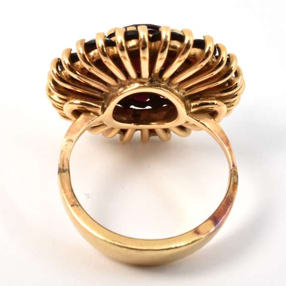 Bold 18k Garnet Ring