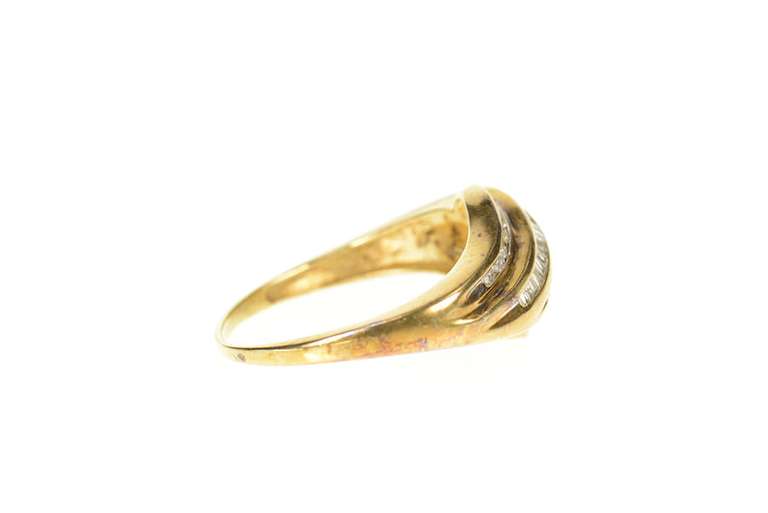 10K Yellow Gold Wavy Channel Baguette Round Diamond Band Ring
