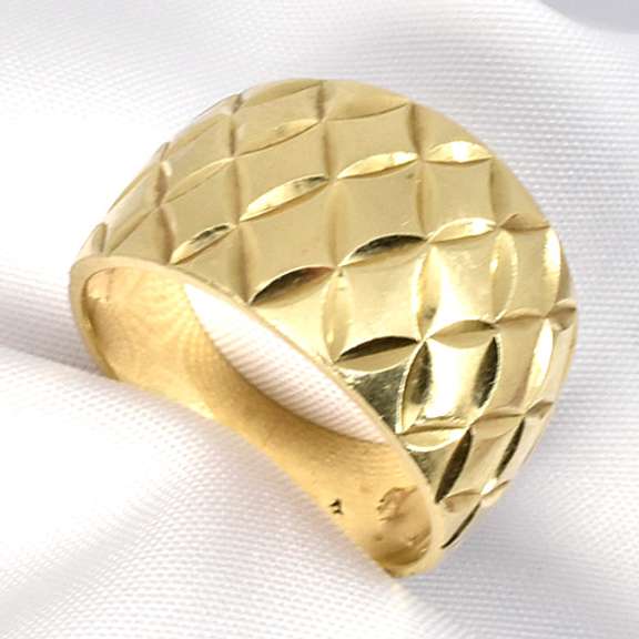 Fascinating Tapered Ring