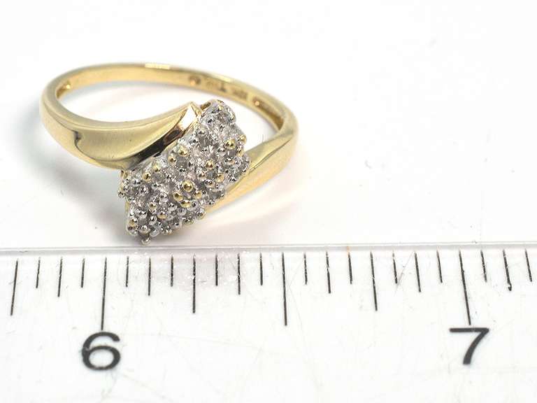 Classy Diamond Cluster Ring in 14KT Yellow Gold