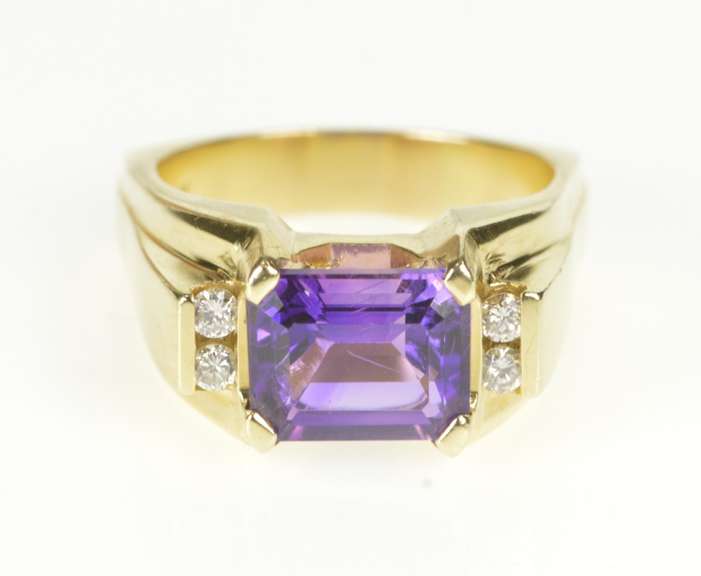 14K Yellow Gold Emerald Cut Amethyst Diamond Accent Fashion Ring