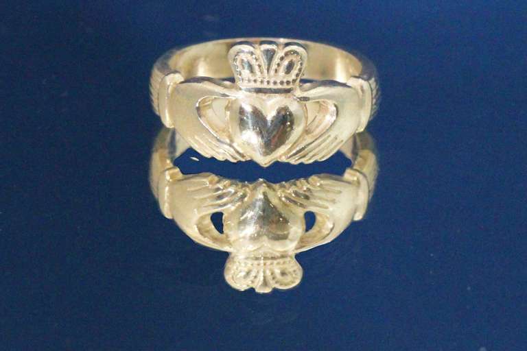 Delicate Claddagh Ring in Sterling