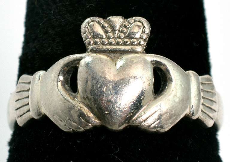 Sterling Silver Claddagh Ring