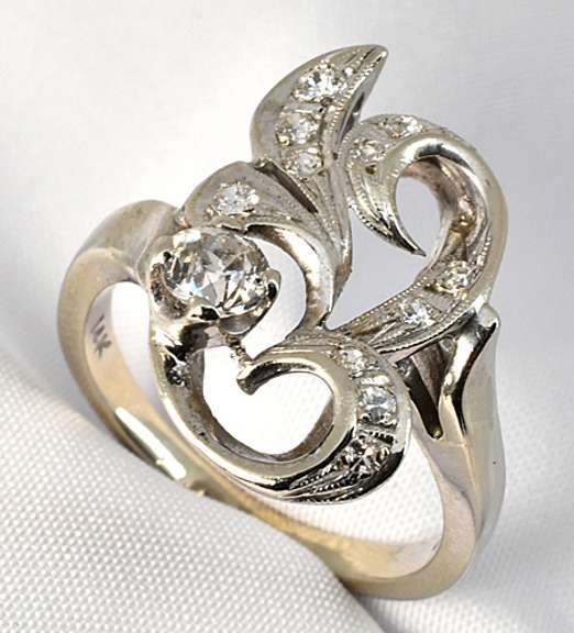 Vintage Diamond Swirl Ring