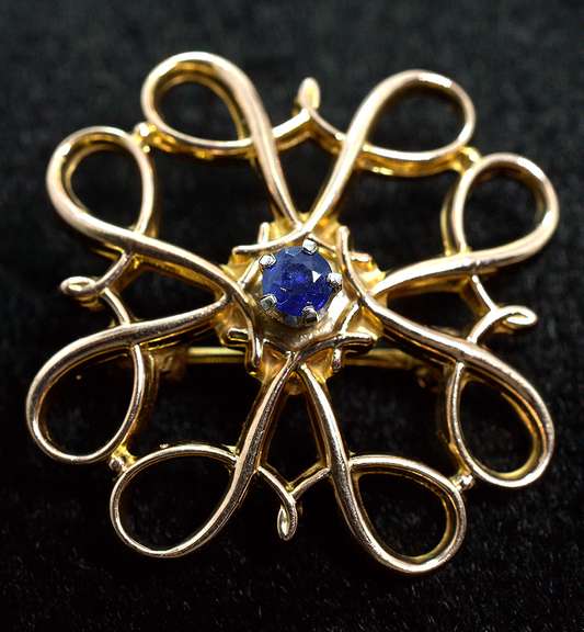 Vintage Yellow Gold Pin with Sapphire