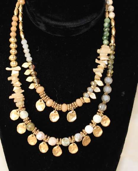 Hand Finished Fashion Jewelry Neck Lace