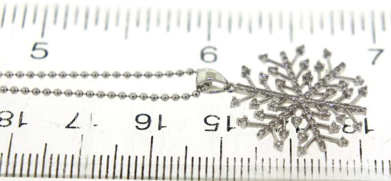 Charming Diamond Snowflake White Gold Necklace