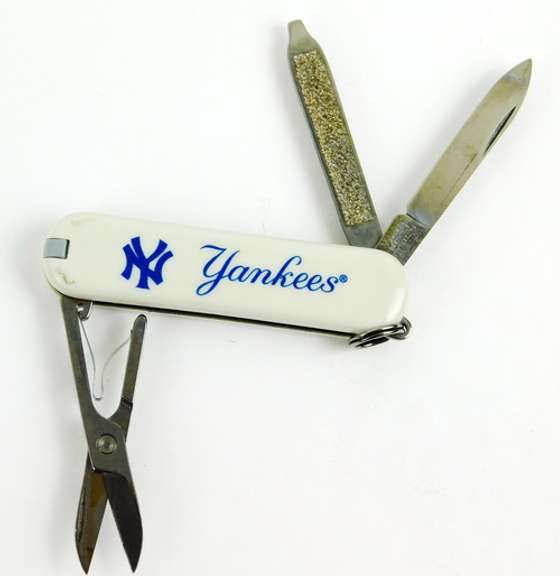 Vintage NY Yankees Swiss Army Mini Pocket Knife