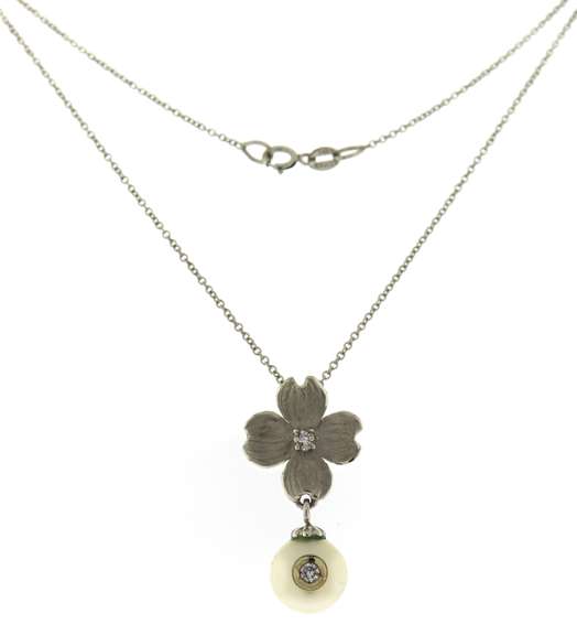 Nice Diamond & Pearl Dogwood Flower Necklace