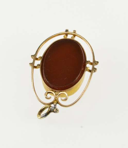10K Yellow Gold Ornate Carved Carnelian Cameo Victorian Charm/Pendant