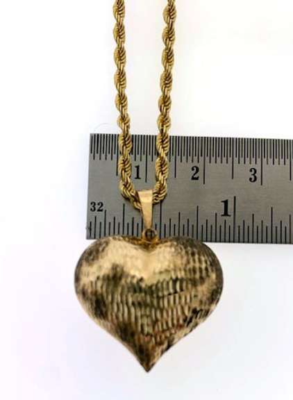 Solid 14kt yellow gold heart pendant necklace
