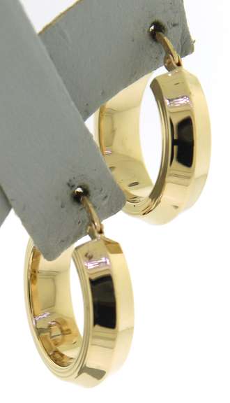 Beautiful Yellow Gold Knife Edge Hoop