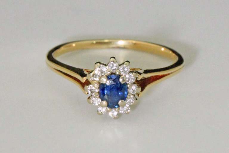 Exquisite Natural Sapphire & Diamond Ring in 14k