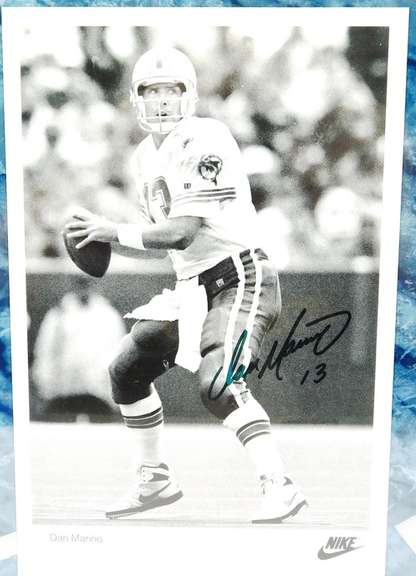 Signed Dan Marino Mounted Photo & Football Card