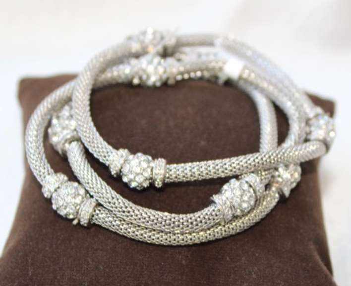 An Eye Catching Metal Wowem Bracelet