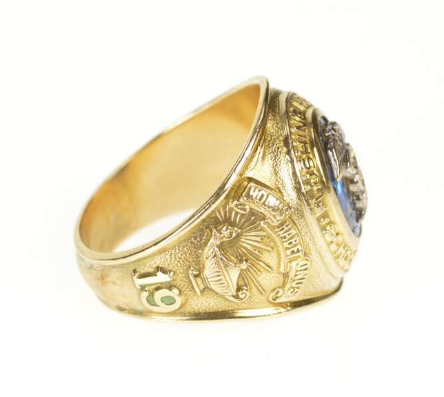10K Yellow Gold Flushing Hospital School of Medicine Class Ring