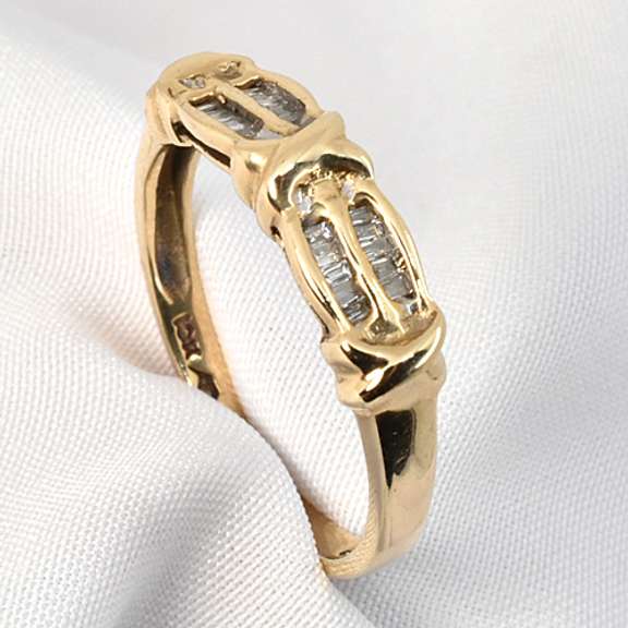 Channel Seet Baguette Diamond Ring