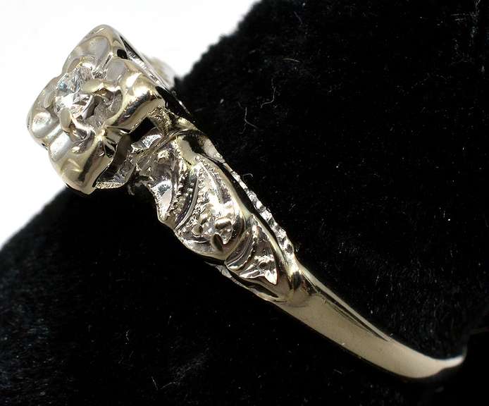 Ornate Enhanced Mounting Diamond Ring, 14KT