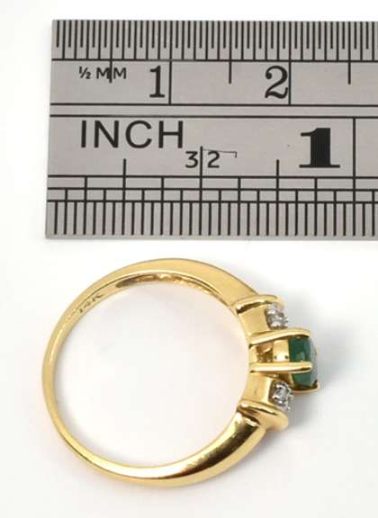 Traditional Oval Emerald Ring