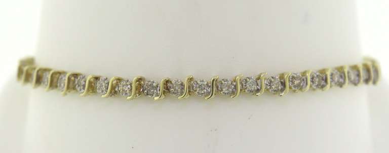Classic 14kt YG lllusion Set Diamond Bracelet