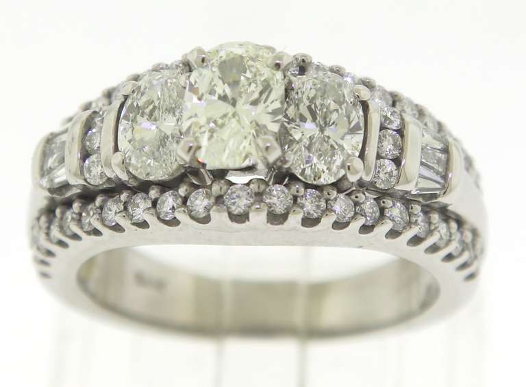 Glowing 2.25cts Diamond Wedding Ring