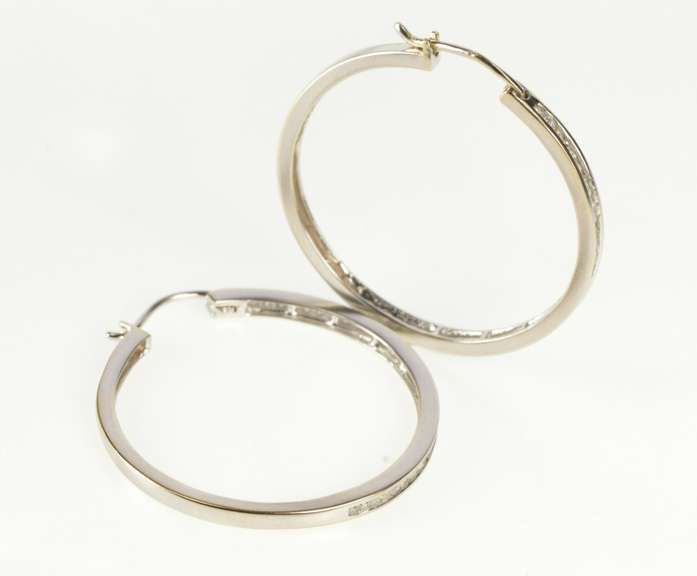 14K White Gold 0.99 Ctw Diamond Channel Inset Fashion Hoop Earrings